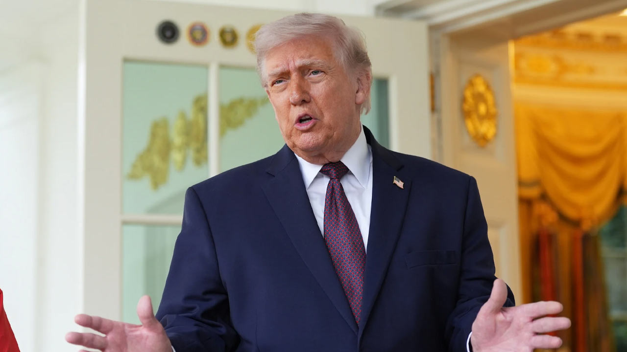 ইসরায়েল-লেবাননের মধ্যে ১০ দিনের যুদ্ধবিরতি ঘোষণা ট্রাম্পের