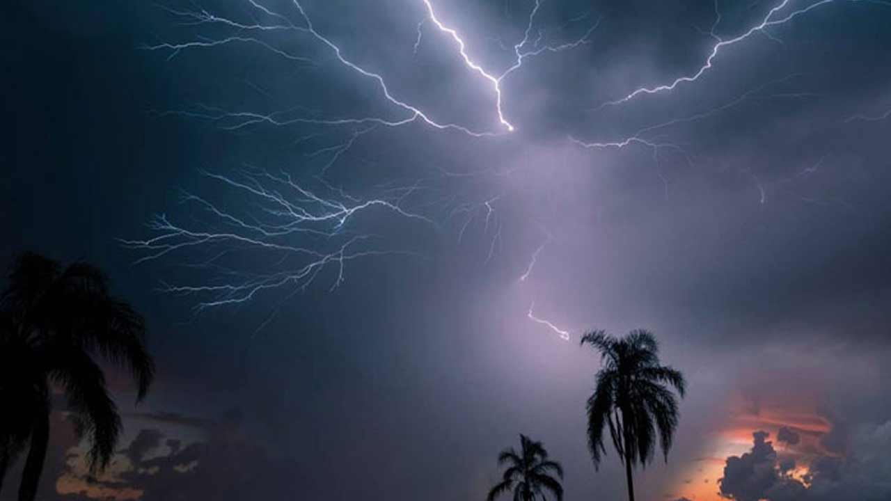 নেত্রকোনায় বজ্রপাতে কৃষকের মৃত্যু