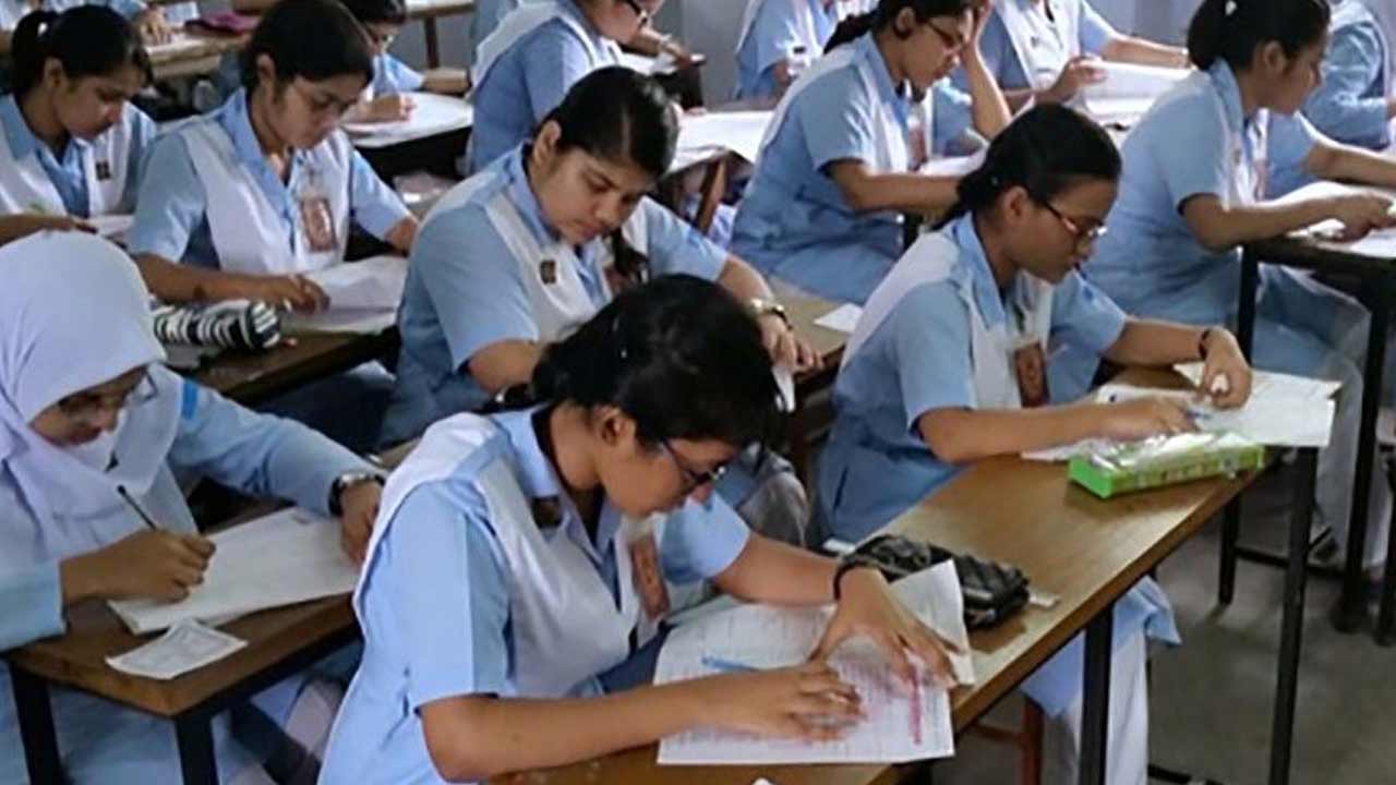 এসএসসি পরীক্ষার ৩ দিন আগে কেন্দ্রে প্রবেশ নিয়ে নতুন নির্দেশনা জারি
