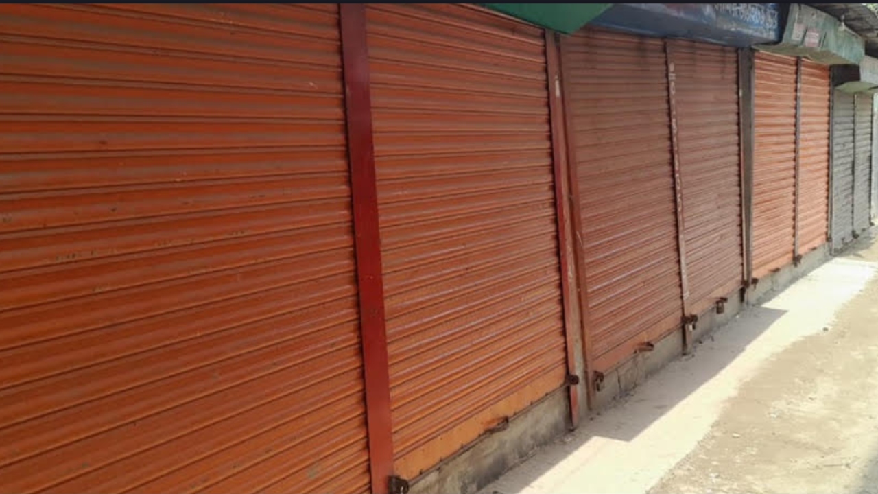 রূপগঞ্জে জমি বিরোধে বিধবার দোকানে হামলা-ভাঙচুর