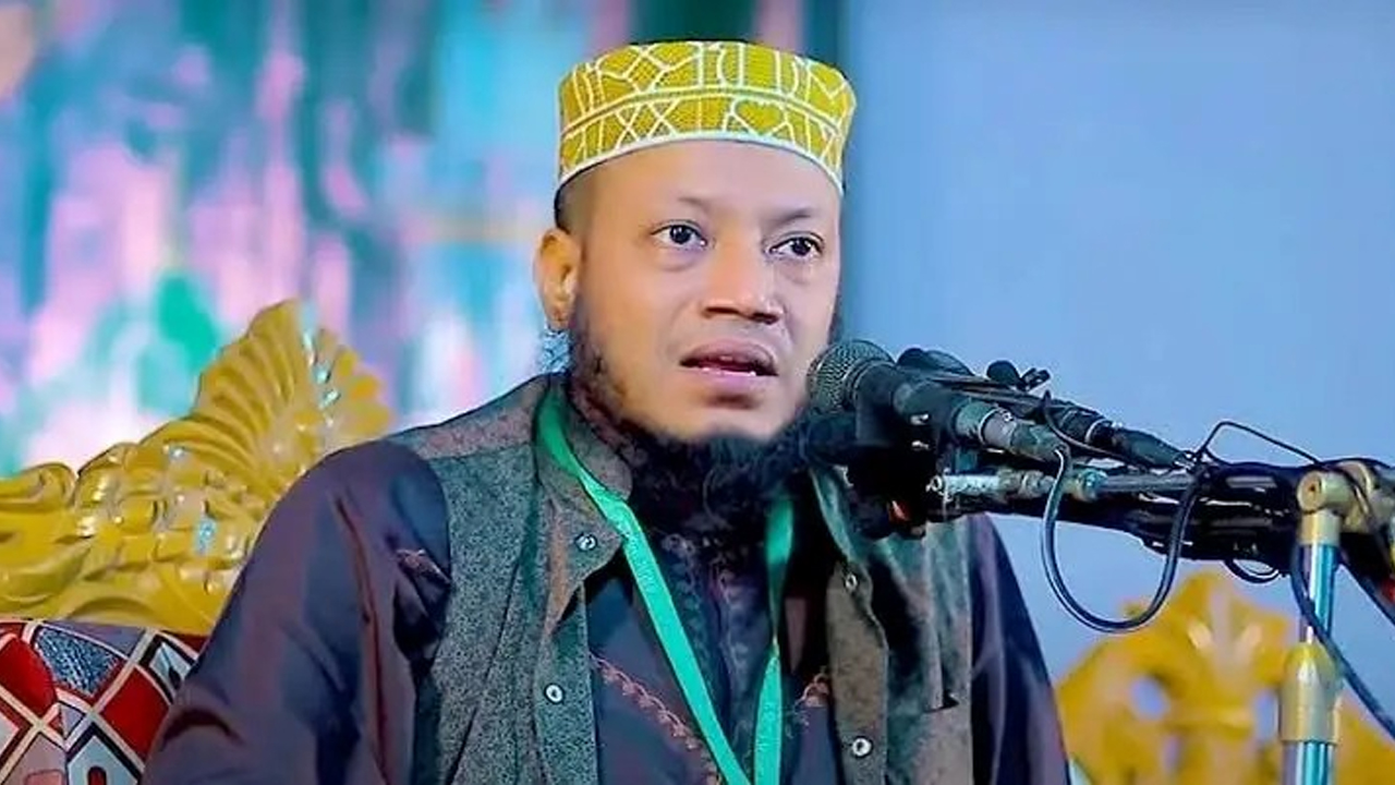 সংসদ সদস্য আমির হামজার বিরুদ্ধে গ্রেপ্তারি পরোয়ানা জারি