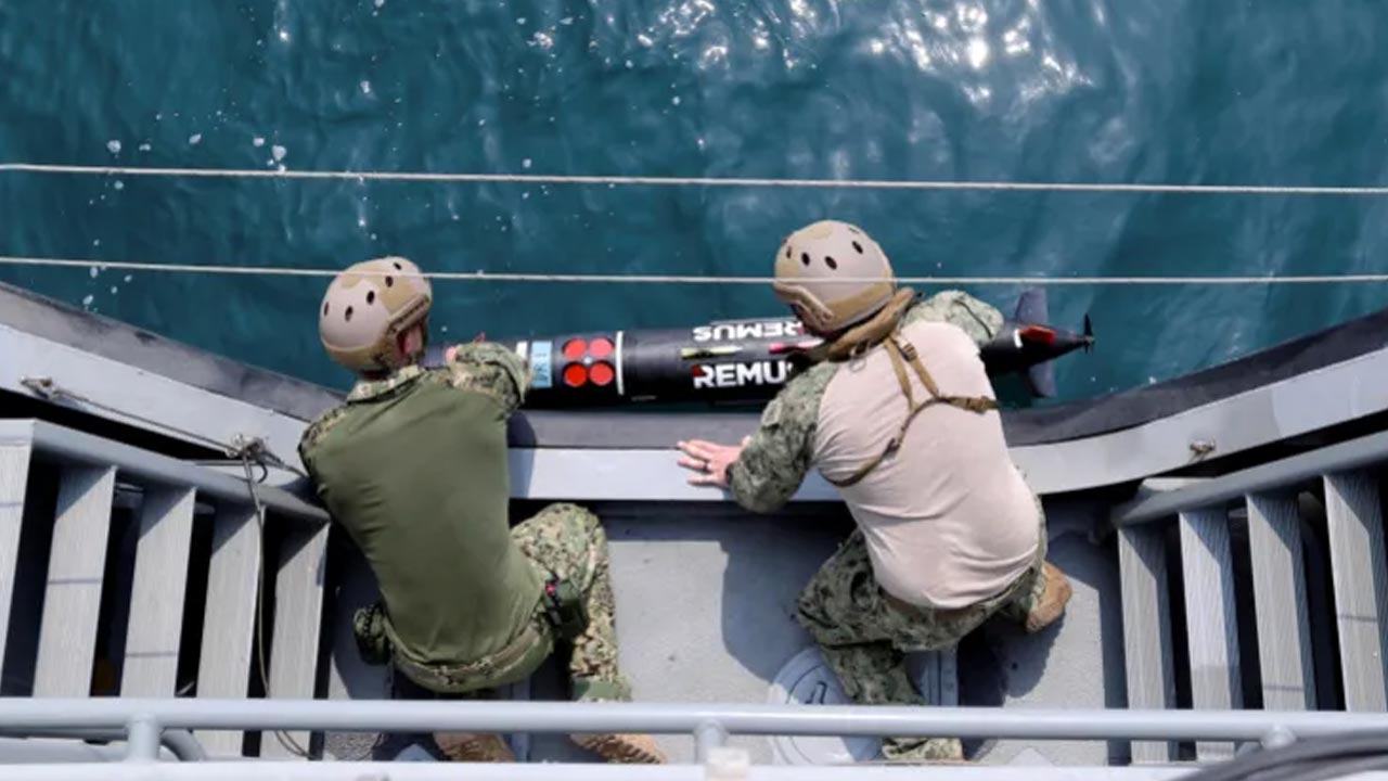 হরমুজ প্রণালির মাইন অপসারণে ৬ মাস লাগতে পারে: পেন্টাগন