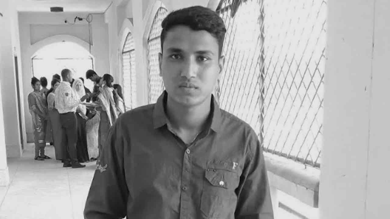 সাতক্ষীরায় বিদ্যুৎস্পৃষ্টে কলেজ ছাত্রের মৃত্যু
