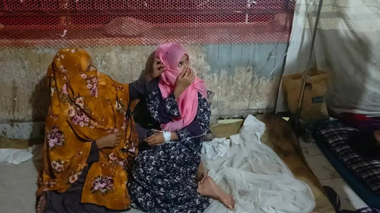 বিদ্যালয়ে বজ্রপাত, জ্ঞান হারালো ১৫ শিক্ষার্থী