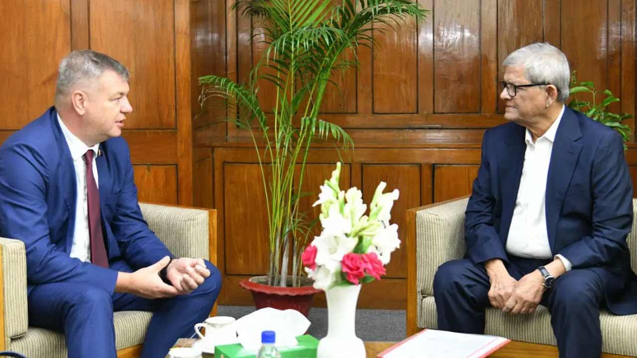 এলজিআরডি মন্ত্রীর সঙ্গে বেলারুশের অনাবাসিক রাষ্ট্রদূতের সাক্ষাৎ