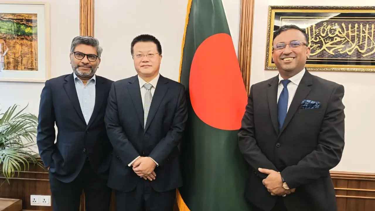 পররাষ্ট্র উপদেষ্টার স&zwnj;ঙ্গে চীনা রাষ্ট্রদূতের সৌজন্য সাক্ষাৎ