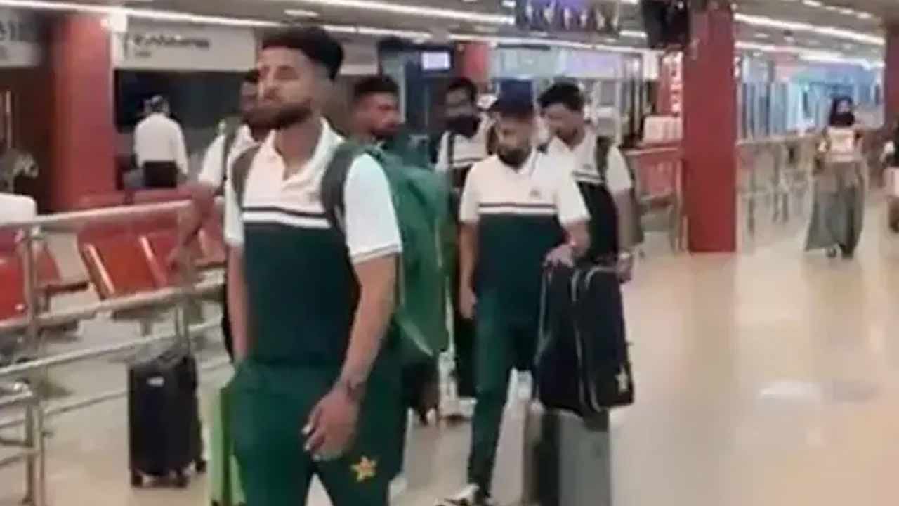 টেস্ট সিরিজ খেলতে ঢাকায় পা রাখল পাকিস্তান ক্রিকেট দল &nbsp;