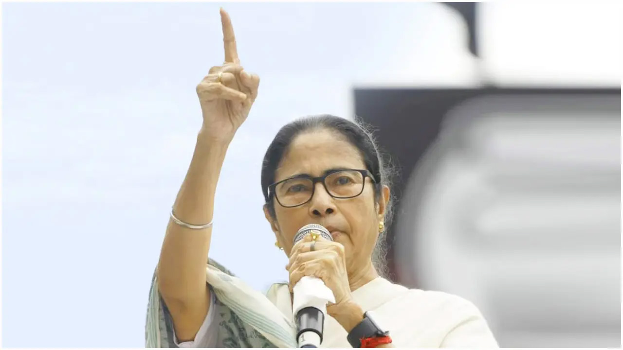 আমি হারিনি, পদত্যাগ করব না: মমতা