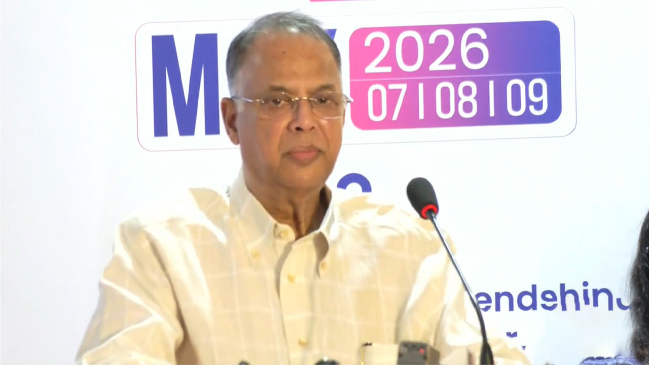 রাজধানীর প্রতিটি বাসায় সোলার বসানোর উদ্যোগ সরকারের