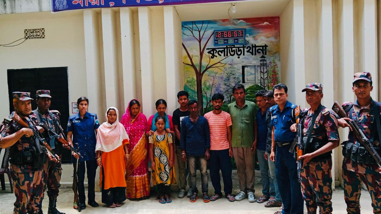 সীমান্তে ১০ বাংলাদেশিকে &lsquo;পুশ ইন&rsquo; করল বিএসএফ