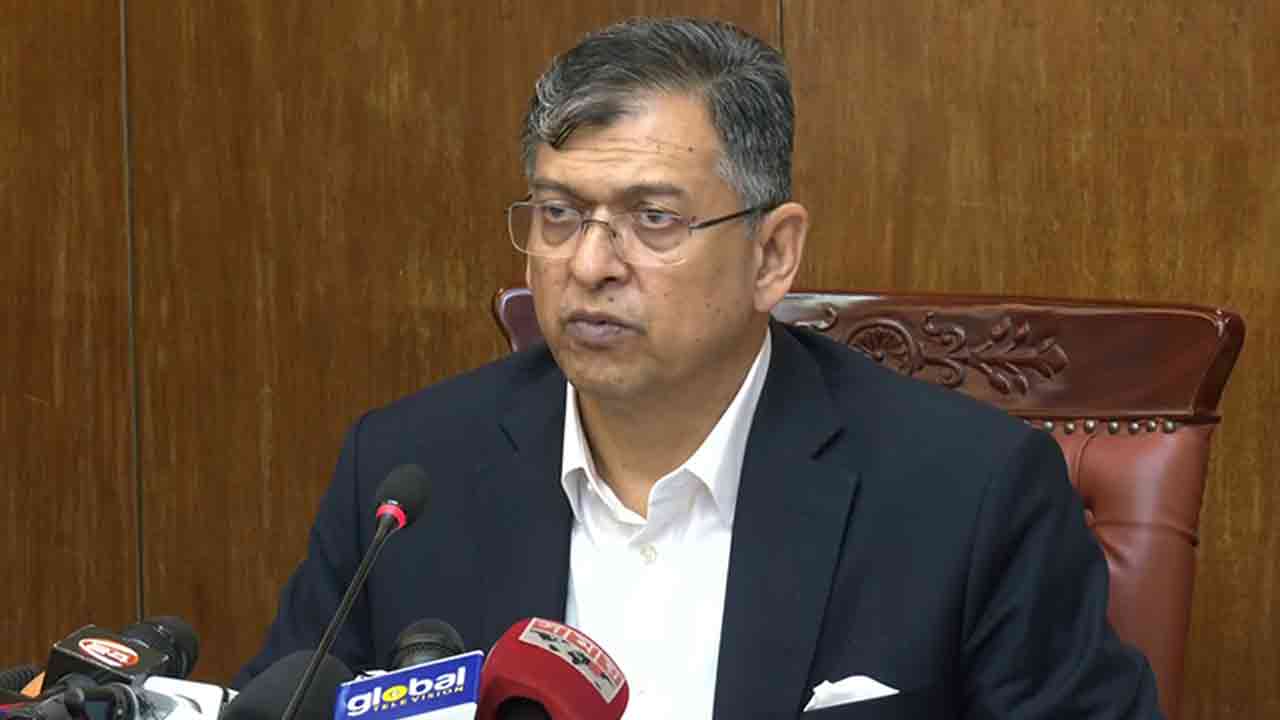 সীমান্তে কাঁটাতারের বেড়া দেওয়ার বিষয়ে যা বললেন স্বরাষ্ট্রমন্ত্রী