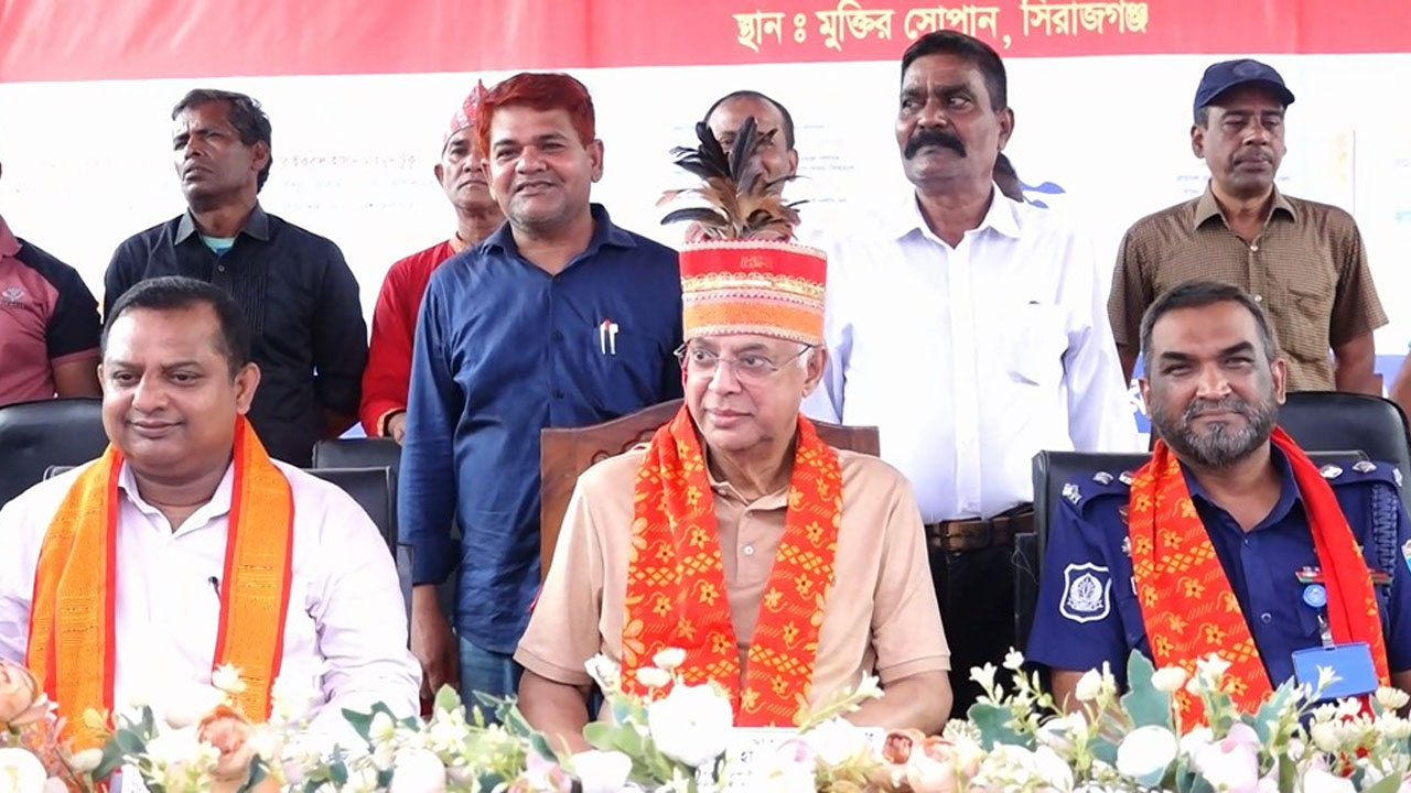 প্রধানমন্ত্রীর নেতৃত্বে সকল জাতিগোষ্ঠিকে নিয়ে নতুন বাংলাদেশ গড়ে তোলা হবে: বিদ্যুৎ মন্ত্রী