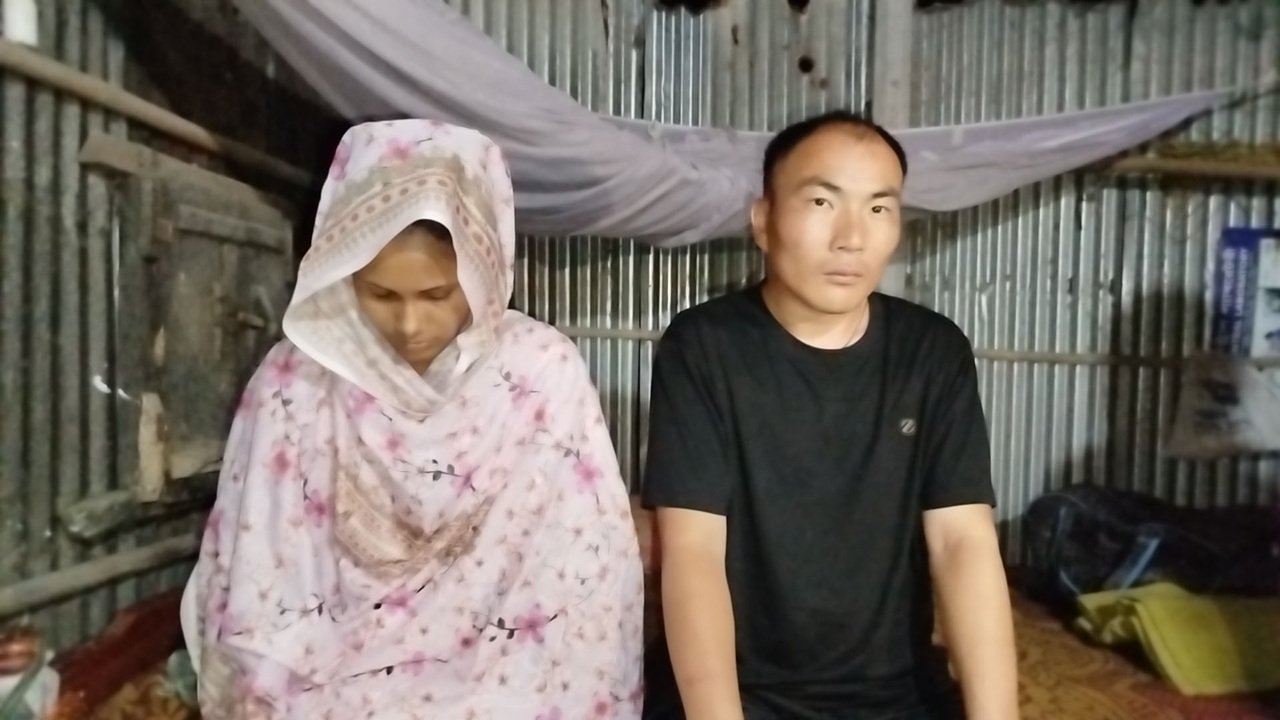 চীনা যুবককে ঘিরে কুড়িগ্রামে কৌতূহল, শ্বশুরবাড়িতে উৎসুক জনতার ভিড়