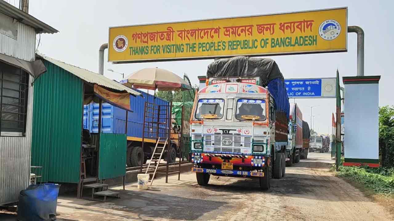 ঈদুল আজহায় বেনাপোল স্থলবন্দরে ৭ দিন আমদানি-রপ্তানি বন্ধ