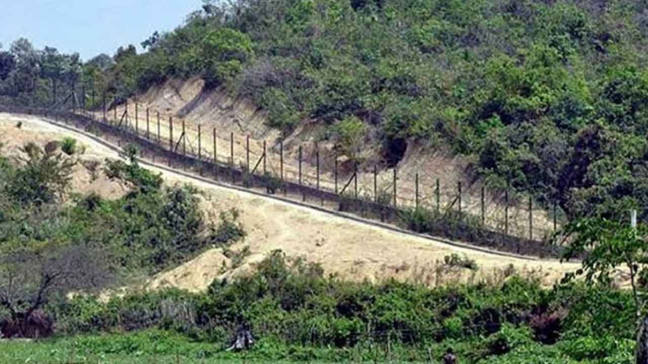 কক্সবাজারে স্থলমাইন বিস্ফোরণে নিহত ৩&nbsp;