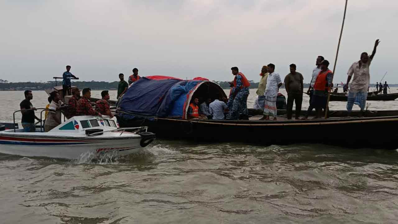 বরিশালে ঝড়ের কবলে নৌকাডুবিতে বাবা-ছেলেসহ নিখোঁজ ৩&nbsp;