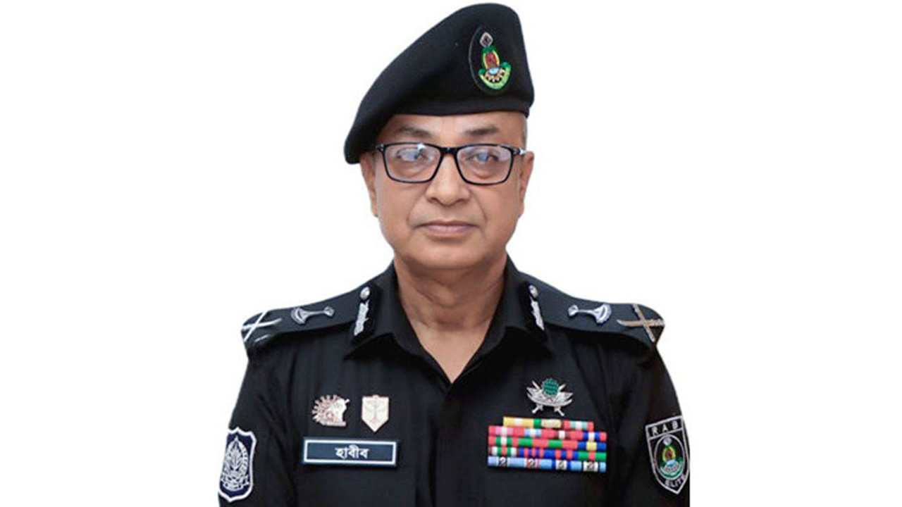 ঈদ ঘিরে নিরাপত্তায় কোনো শঙ্কা বা হুমকি নেই: র&zwj;্যাব ডিজি