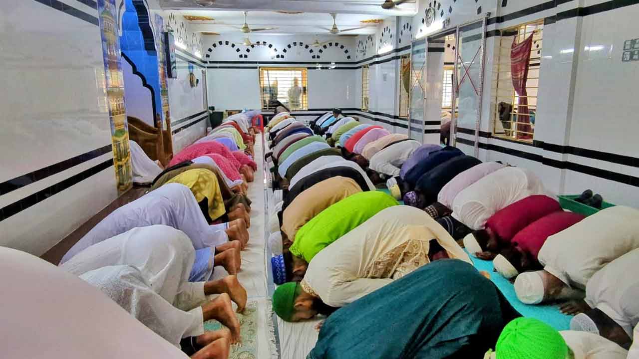 পটুয়াখালীর ২৫ গ্রামে বুধবার ঈদ