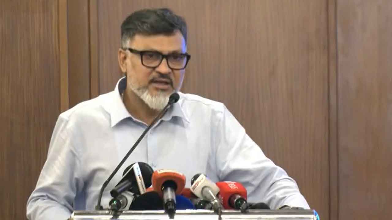 কোরবানির পশুর বর্জ্য ১২ ঘণ্টার মধ্যে অপসারণ করা হবে: ডিএনসিসি প্রশাসক