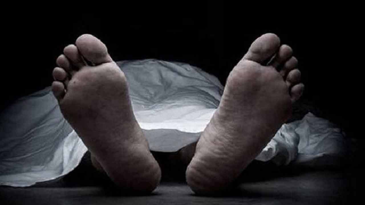 গাইবান্ধায় বাসের ভেতর থেকে মরদেহ উদ্ধার&nbsp;