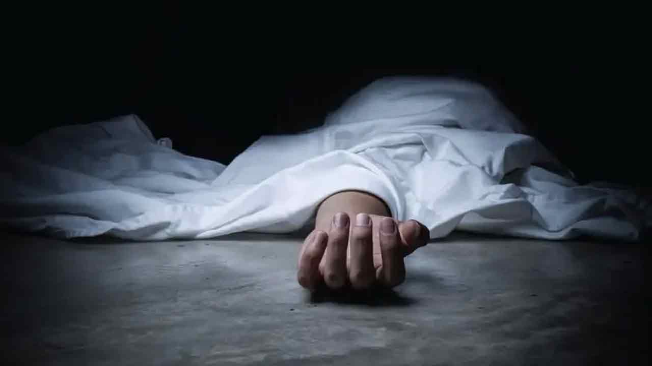 রাজধানীতে নারীর অর্ধগলিত মরদেহ উদ্ধার