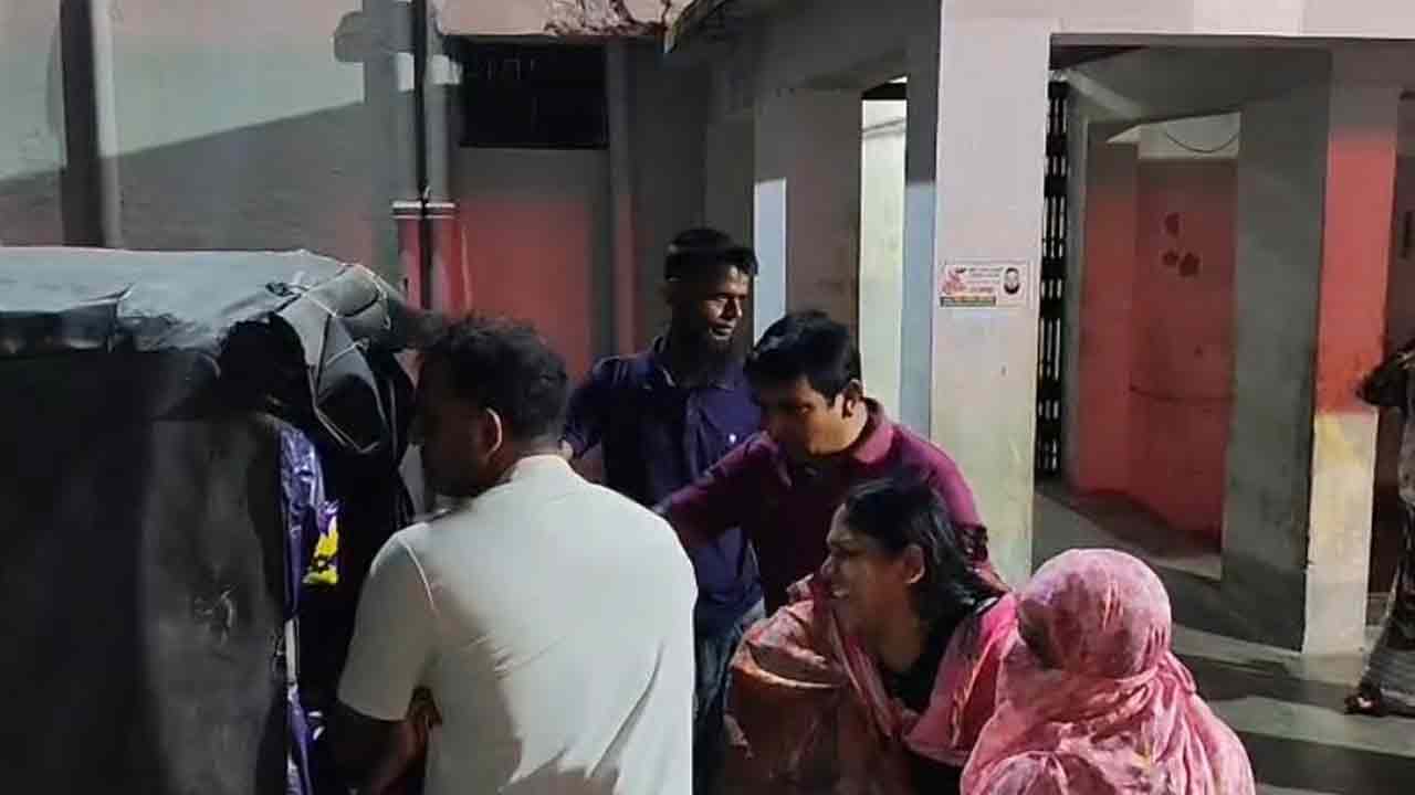 গোপালগঞ্জে ইজিবাইক চাপায় স্কুলছাত্র নিহত