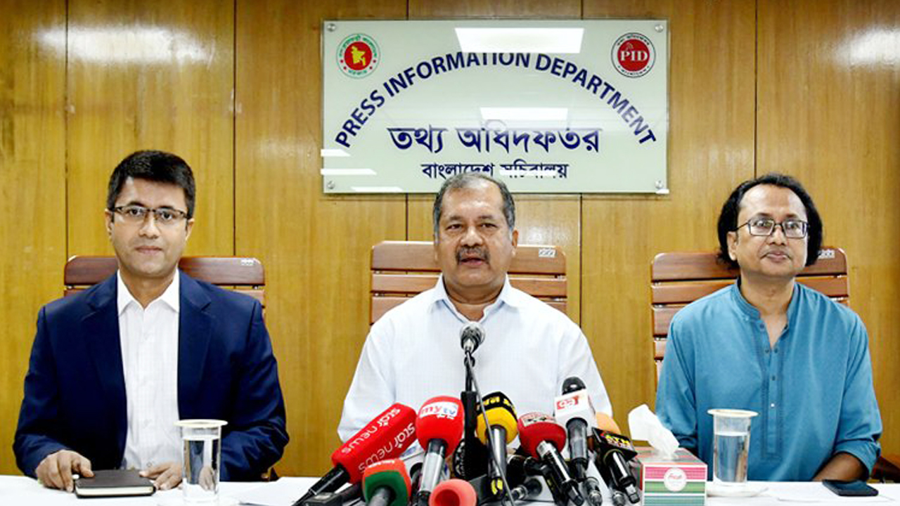 আ.লীগের চুরি ও পাচারের কারণেই বিদ্যুৎ-জ্বালানি খাতে চাপ: তথ্যমন্ত্রী