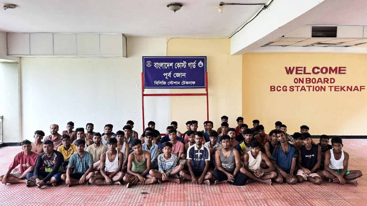 মালয়েশিয়ায় পাচারকালে ৫০ জন উদ্ধার, আটক ৯&nbsp;