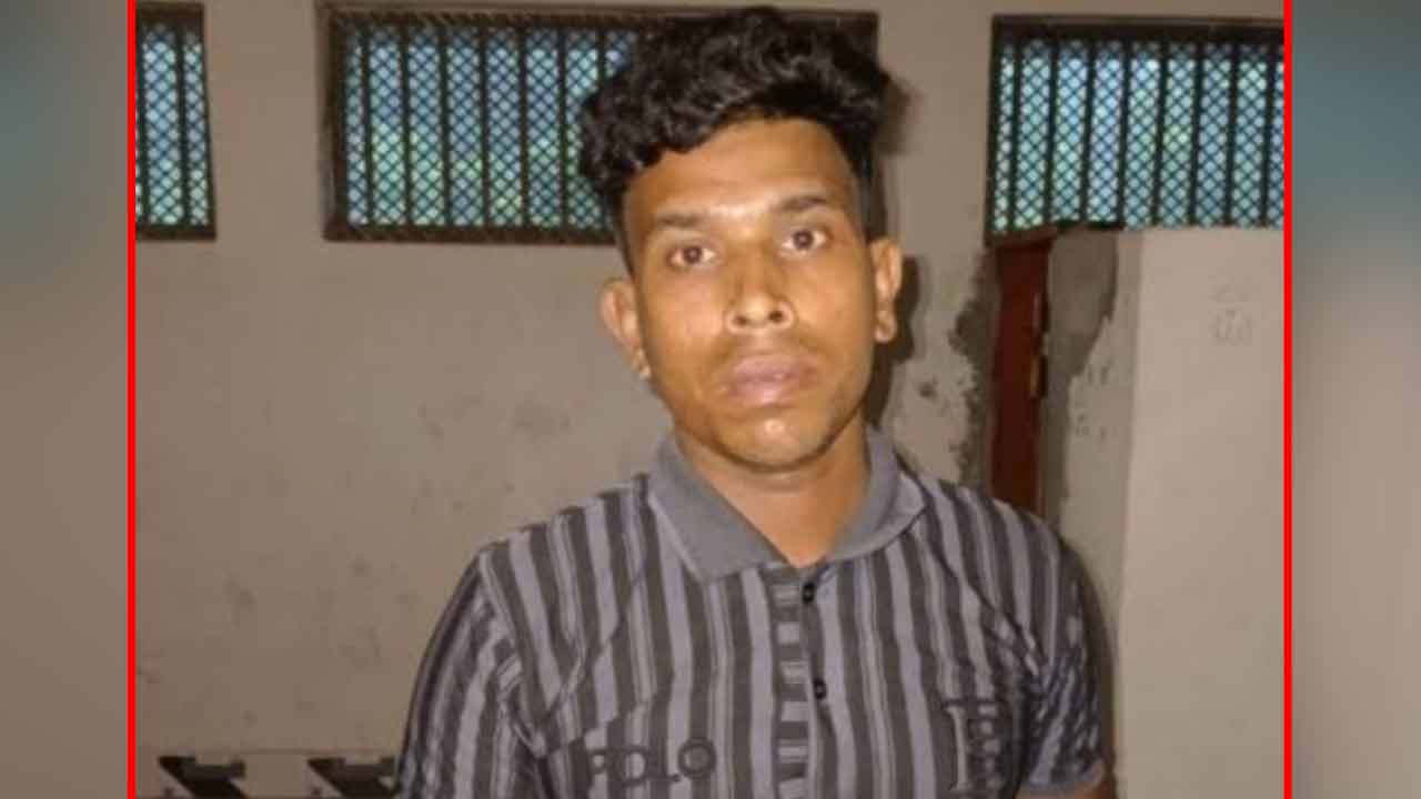 গ্রেপ্তার সেলিম শেখ। ছবি: দেশ টিভি