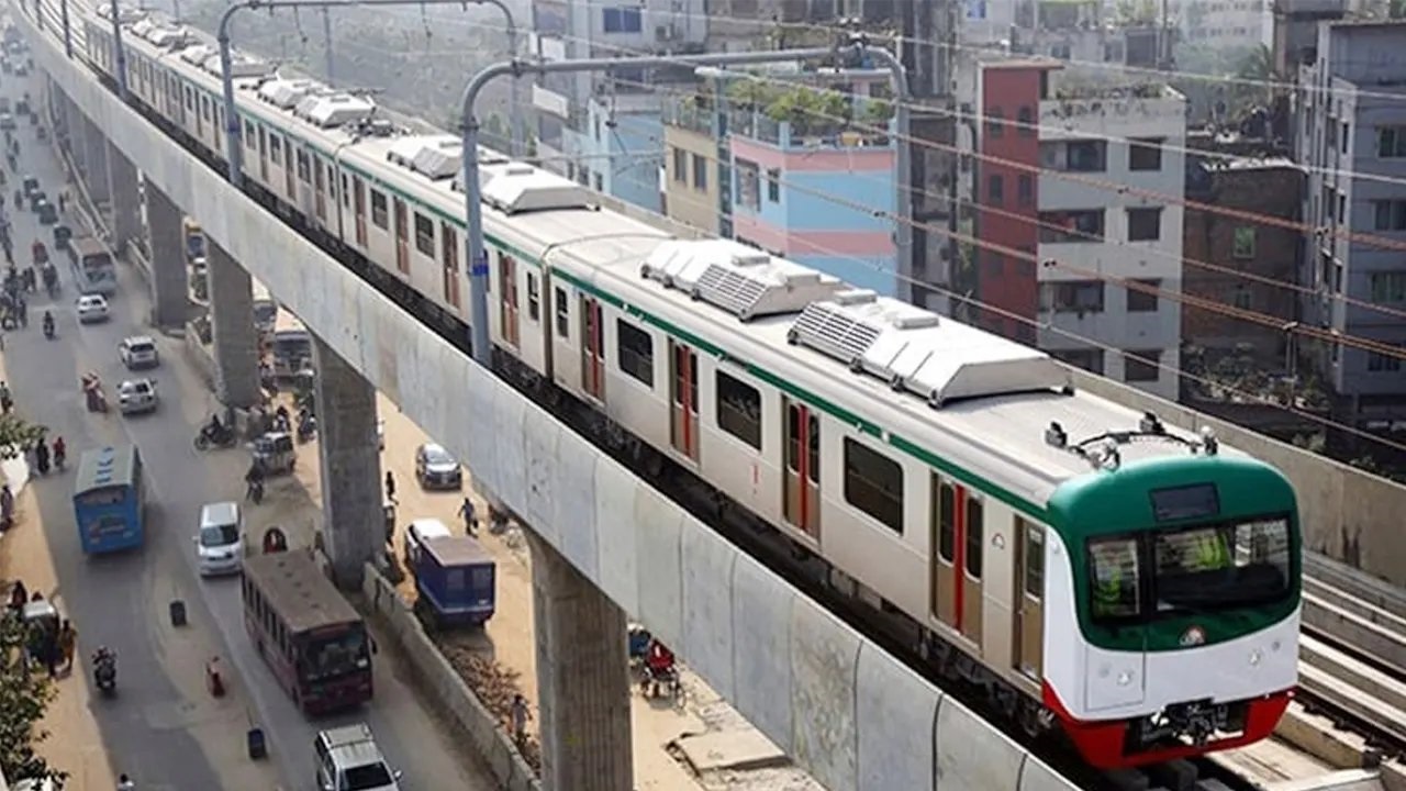 আজ থেকে রাতে মেট্রোরেল চলাচলের সময় বাড়ছে