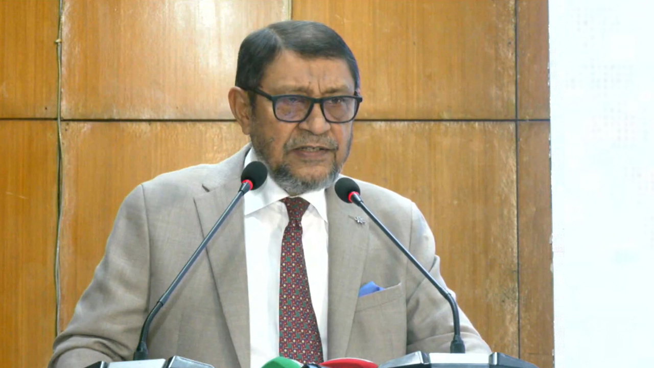 ডেঙ্গু চিকিৎসায় সব ধরনের সহায়তা করবে সরকার: স্বাস্থ্যমন্ত্রী