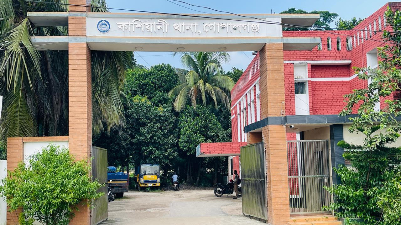 গোপালগঞ্জে ট্রেনের ধাক্কায় বৃদ্ধার মৃত্যু