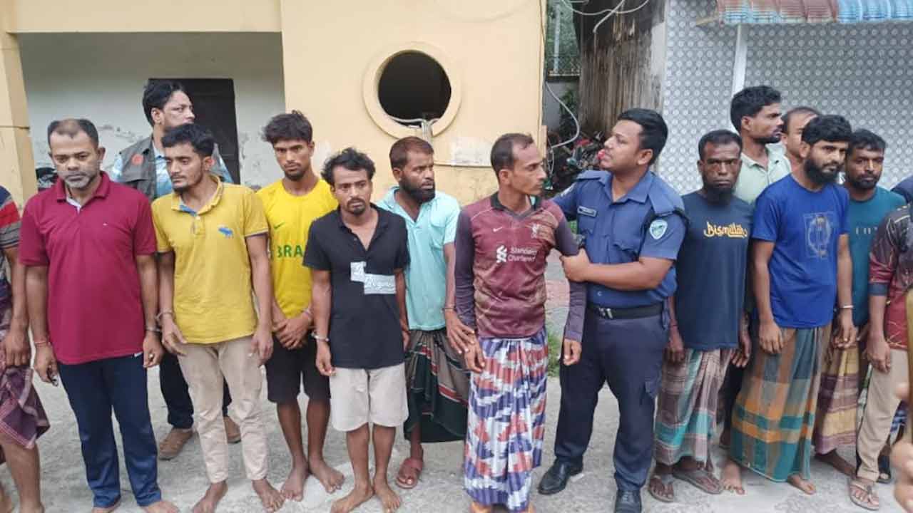 কুমিল্লায় হাইওয়ে পুলিশের ওপর হামলা, গ্রেপ্তার ১৯
