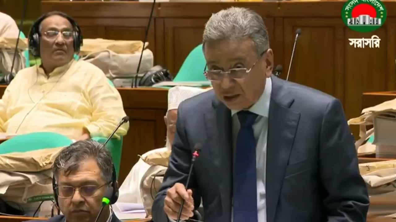 দেশের ইতিহাসে সবচেয়ে বড় বাজেট পেশ শুরু