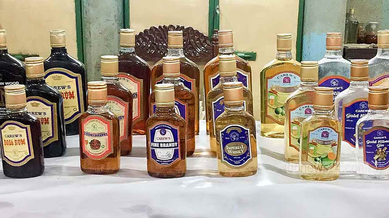 দেশে তৈরি মদে লিটারে ৫০০ টাকা ভ্যাট