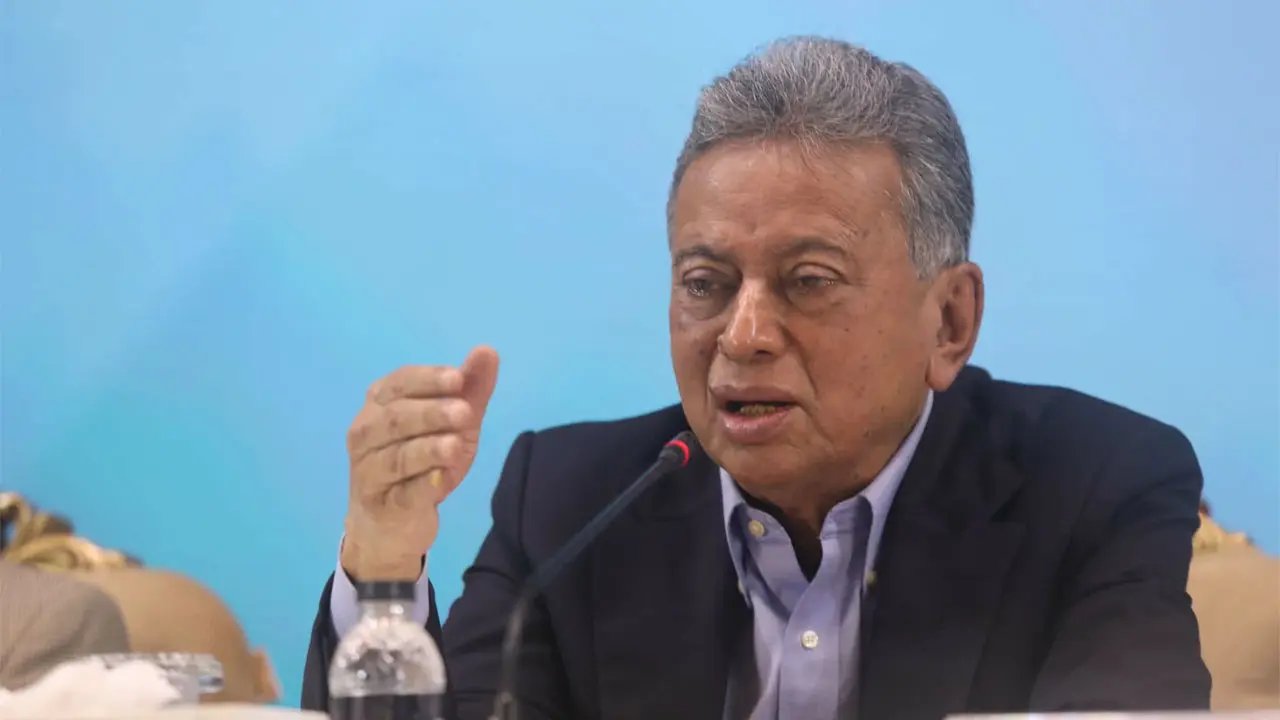 সরকারি চাকরিজীবীদের বেতন বাড়লে দুর্নীতি কমবে: অর্থমন্ত্রী