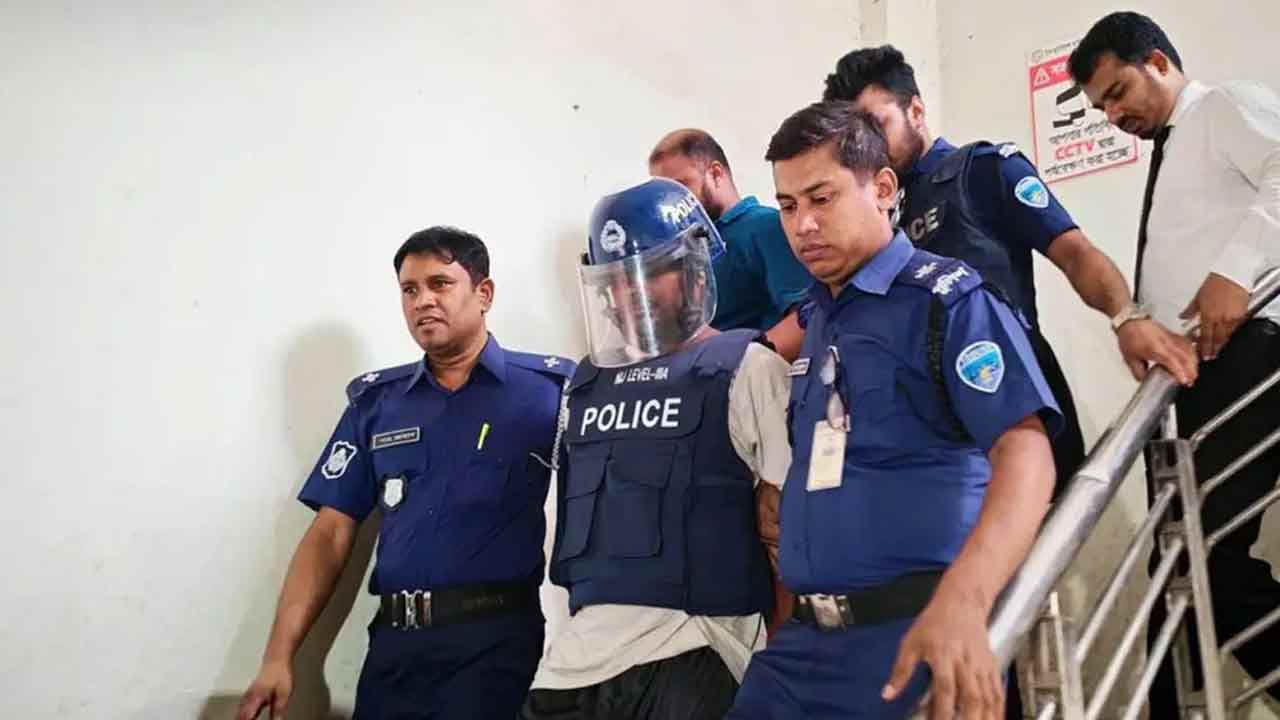 ধর্ষণ ও ভ্রুণ হত্যা মামলায় শিবির নেতা জিসানকে কারাগারে প্রেরণ