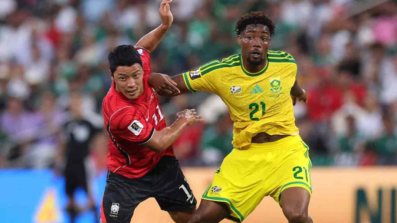 দক্ষিণ কোরিয়াকে পিছিয়ে দিয়ে নকআউটের আশা জাগিয়ে রাখল দক্ষিণ আফ্রিকা&nbsp;