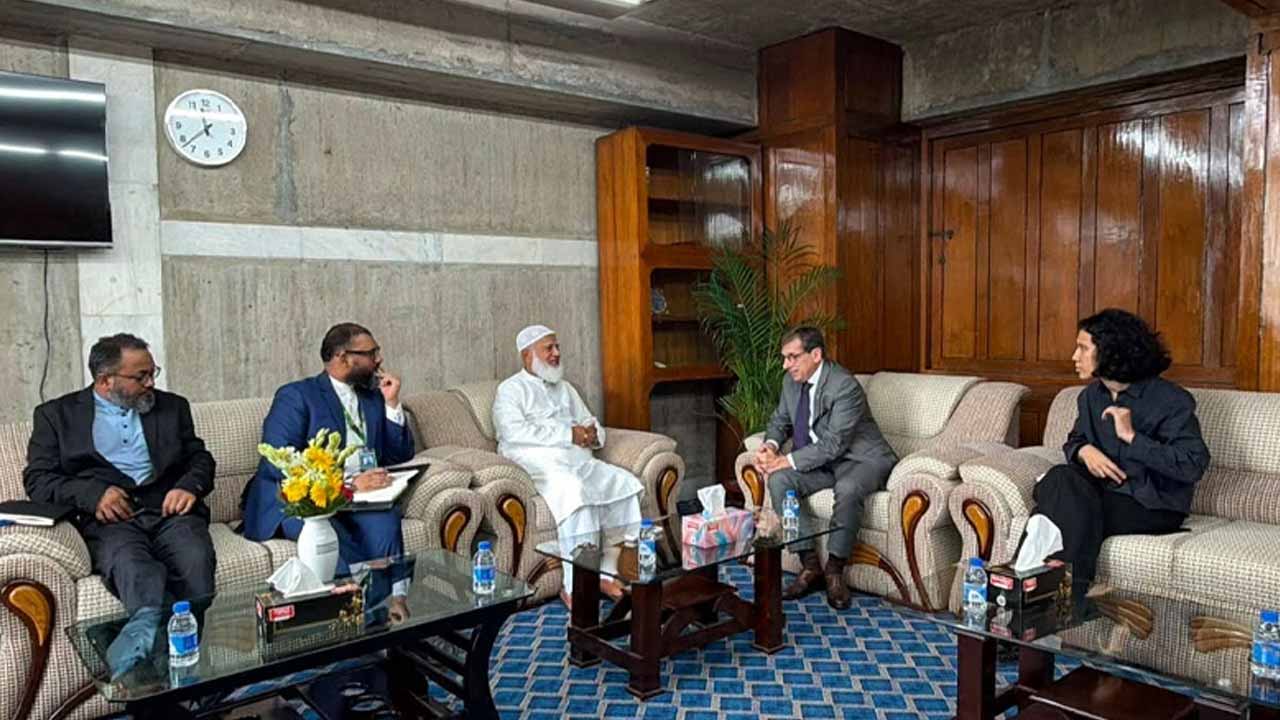 বিরোধীদলীয় নেতার সঙ্গে ফ্রান্সের রাষ্ট্রদূতের সৌজন্য সাক্ষাৎ