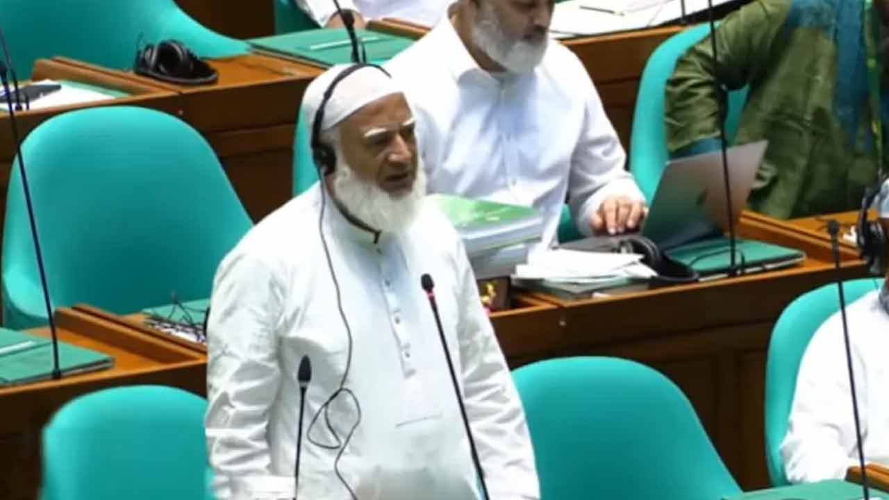 সত্যিকার অর্থেই আমরা একটি স্বাধীন পররাষ্ট্রনীতি দেখতে চাই: ডা. শফিকুর রহমান