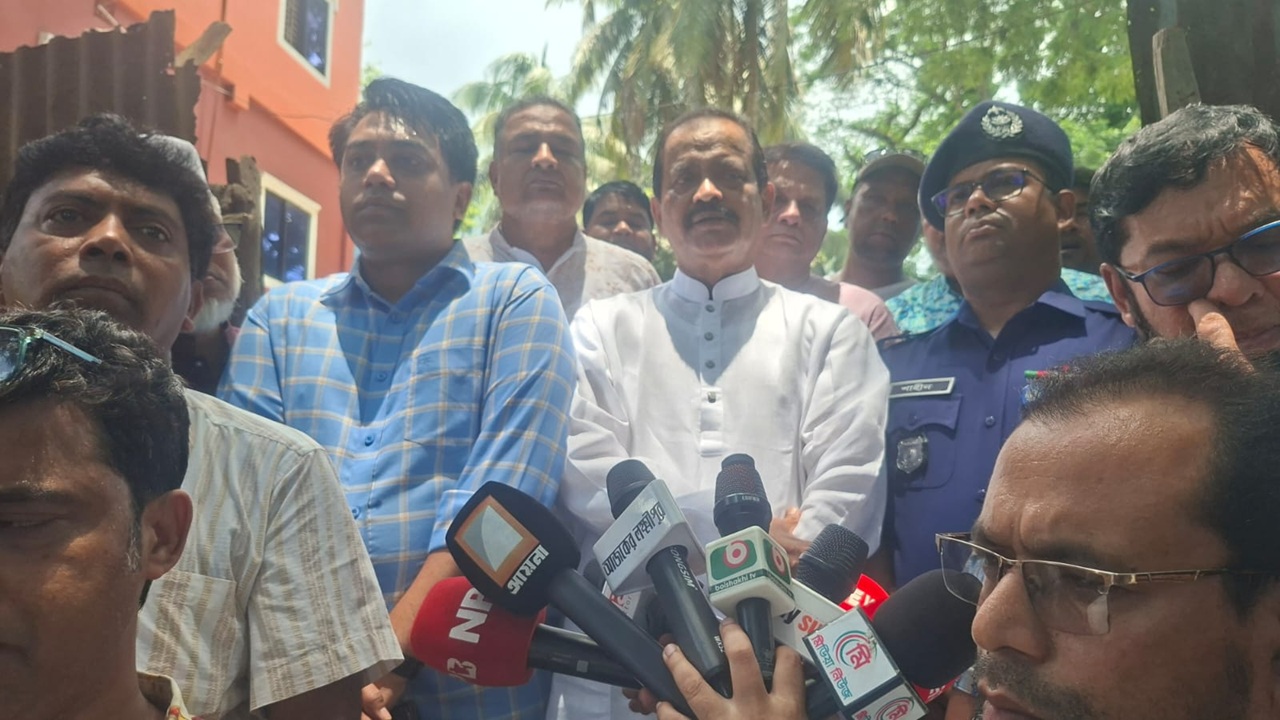 &lsquo;রায়পুরের পাঁচ হত্যা রাজনৈতিক বা সাম্প্রদায়িক নয়&rsquo;