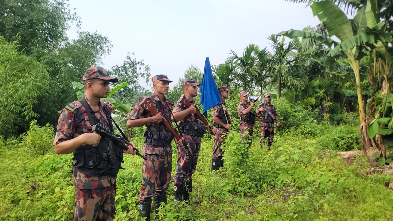 শেরপুর সীমান্তে অনুপ্রবেশের ব্যর্থ চেষ্টা , দুইজনকে ফেরত পাঠাল বিজিবি