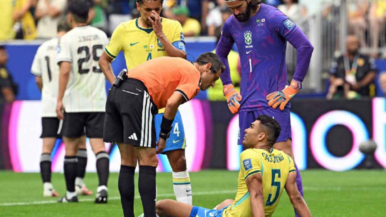 জয়ের মাঝেই বড় দুঃসংবাদ পেল ব্রাজিল