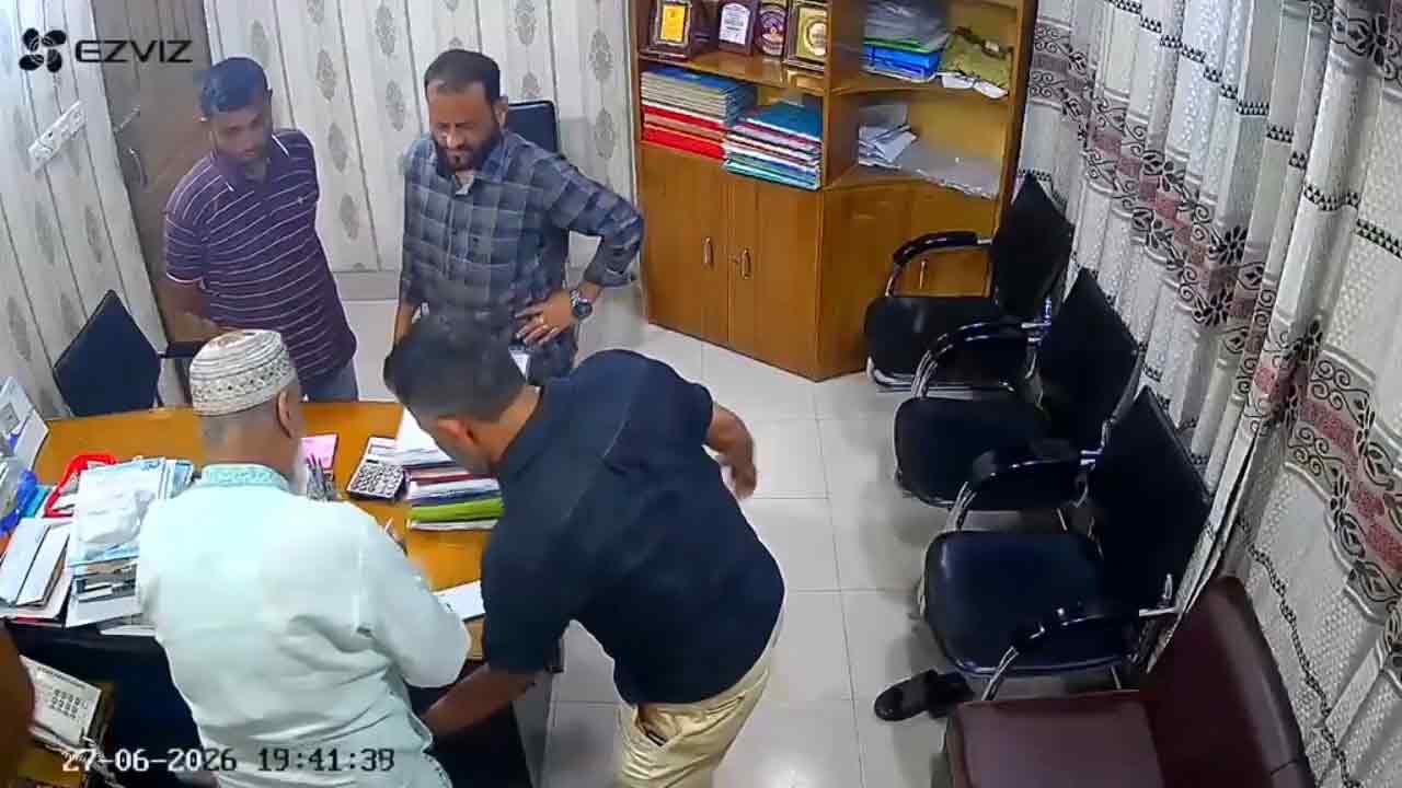 বরিশালে ডেভেলপার কোম্পানির চেয়ারম্যানকে মারধরের অভিযোগ