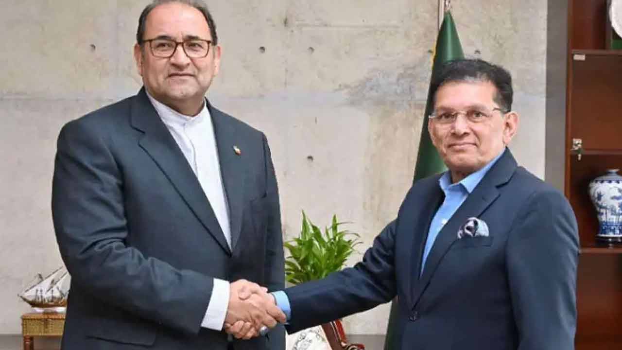 খামেনির জানাজায় অংশ নেওয়ায় বাংলাদেশের প্রতি কৃতজ্ঞতা জানাল ইরান