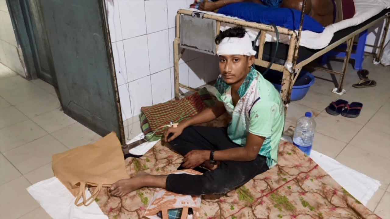 ঝিনাইদহে আর্জেন্টিনা&ndash;ব্রাজিল সমর্থকদের সংঘর্ষ, আহত ১