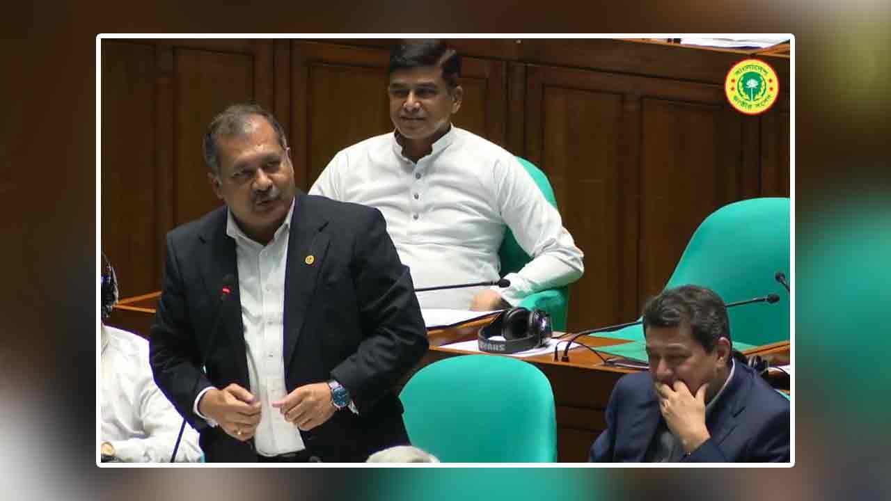 এআই-সৃষ্ট গুজব মোকাবিলায় নীতিগত ও প্রাতিষ্ঠানিক পদক্ষেপ অব্যাহত : তথ্যমন্ত্রী