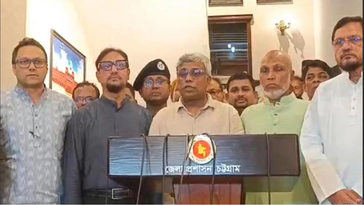 প্রত্যন্ত এলাকাতেও ত্রাণ পৌঁছাতে সব বাহিনী সমন্বিতভাবে কাজ করছে: প্রতিমন্ত্রী
