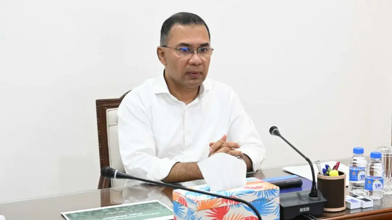 জলাবদ্ধতায় জীবন-সম্পদ রক্ষায় প্রধানমন্ত্রীর জরুরি নির্দেশনা