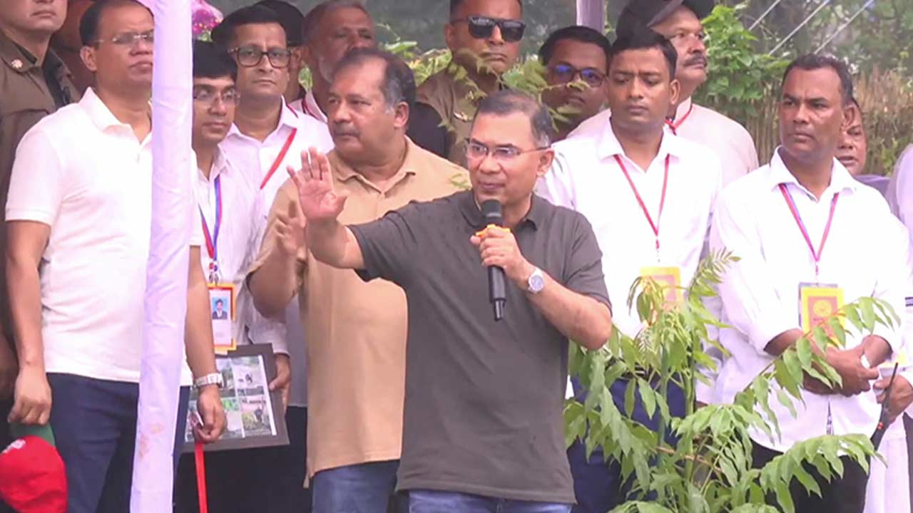 নারী শিক্ষা অবৈতনিক ও স্বাবলম্বী করতে কাজ করছে সরকার: প্রধানমন্ত্রী